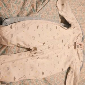 2 piece set of baby sleepers